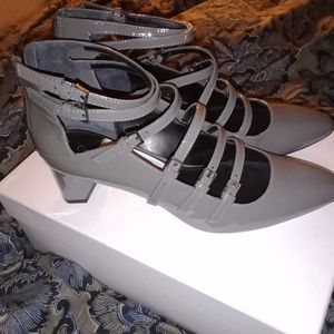 Size 6.5 Slate gray 🩶 Calvin Klein Patent Heels . Like new 🆕